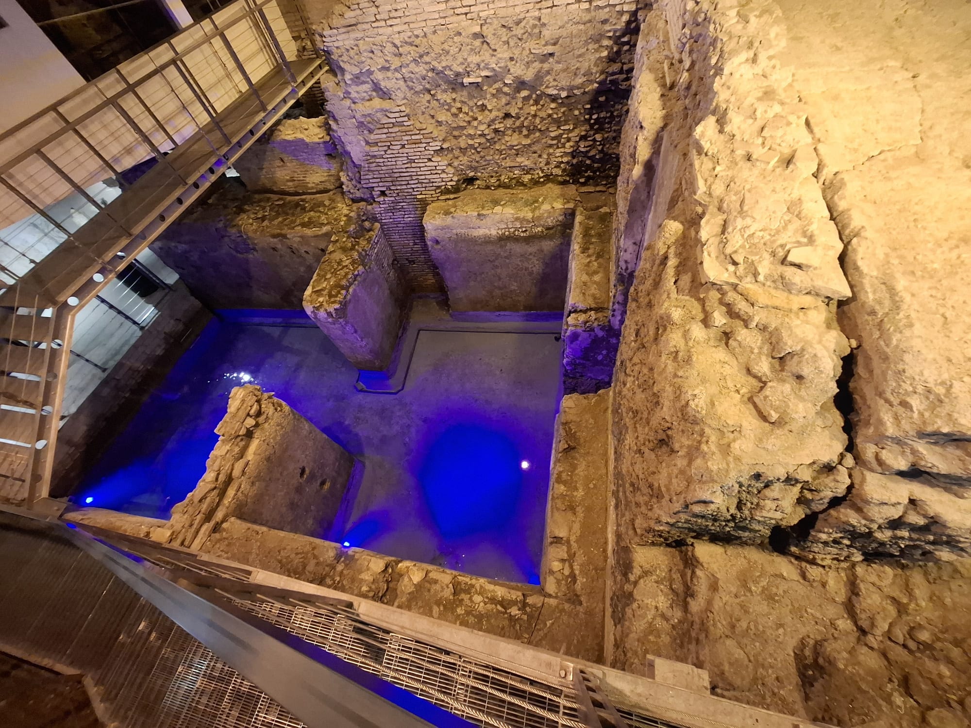 Trevi Underground photo 3